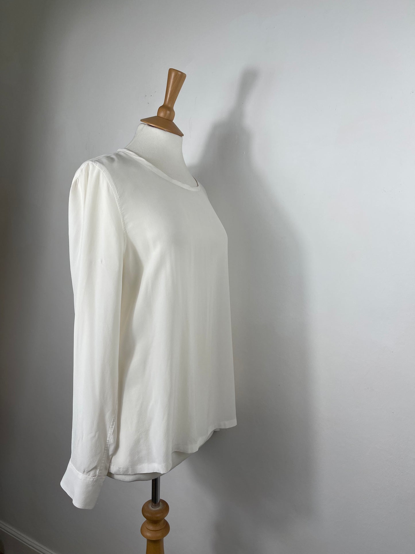 Off White Silk Round Neck Top by Equipment | Size M