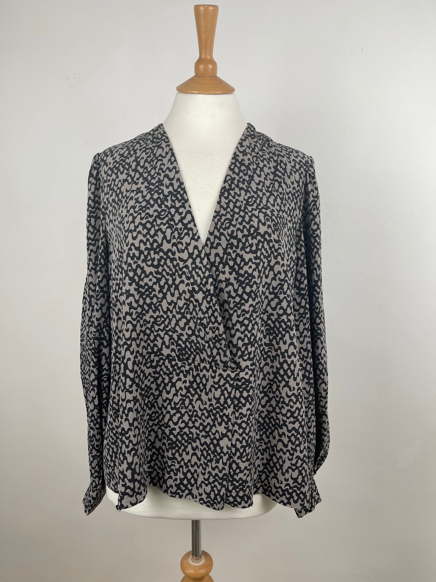 Grey and Black Silk Blouse by Jaeger London | Size L
