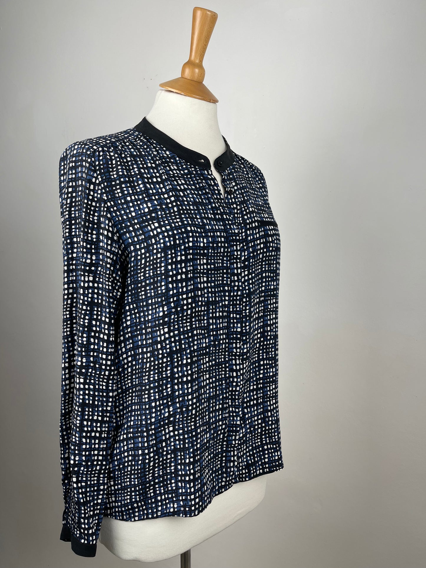Navy, Black & White Silk Blouse by Gerard Darel | Size S