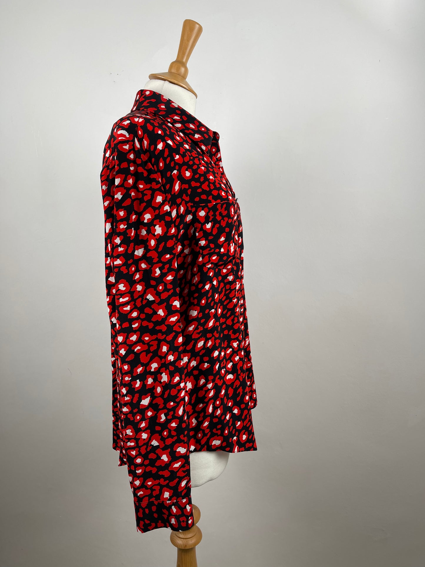 Red, Black & White Patterned Silk Blouse by Jaeger | Size L
