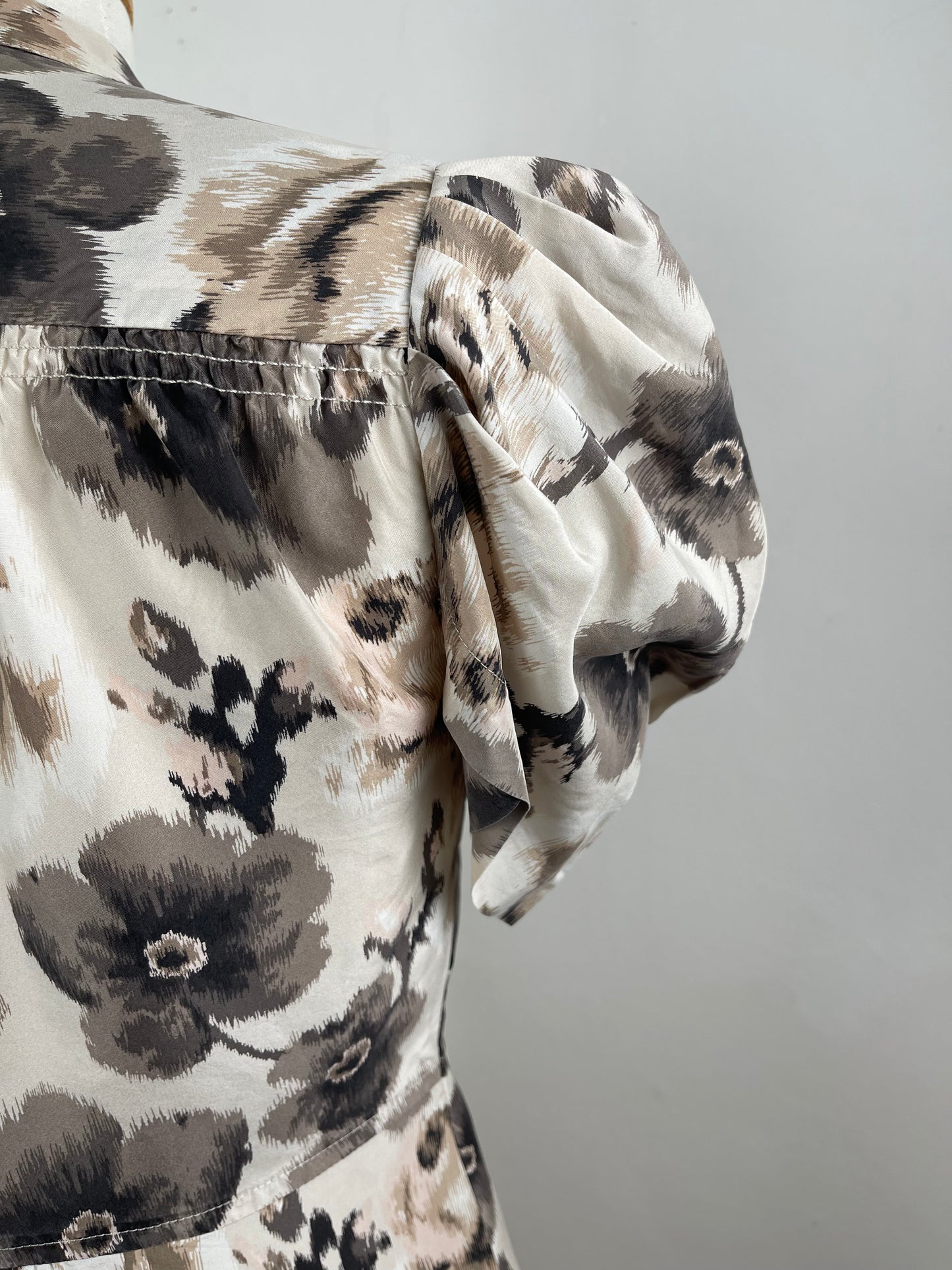 Brown & Cream Silk Blouse by Juicy Couture | Size S