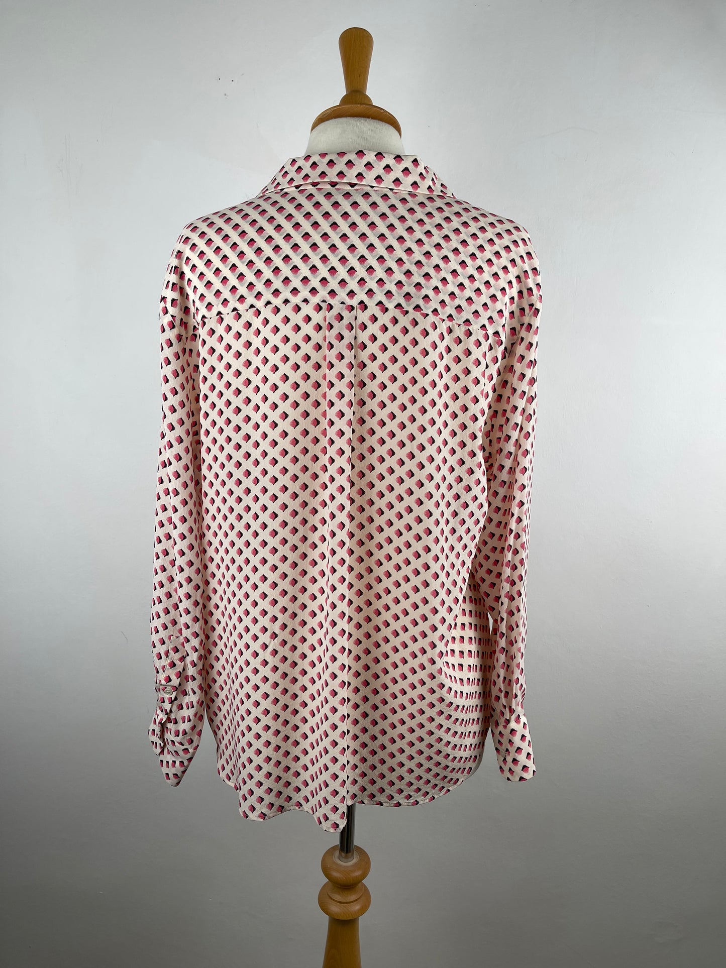 Red and Cream Pure Silk Blouse by Gerard Darel | Size L