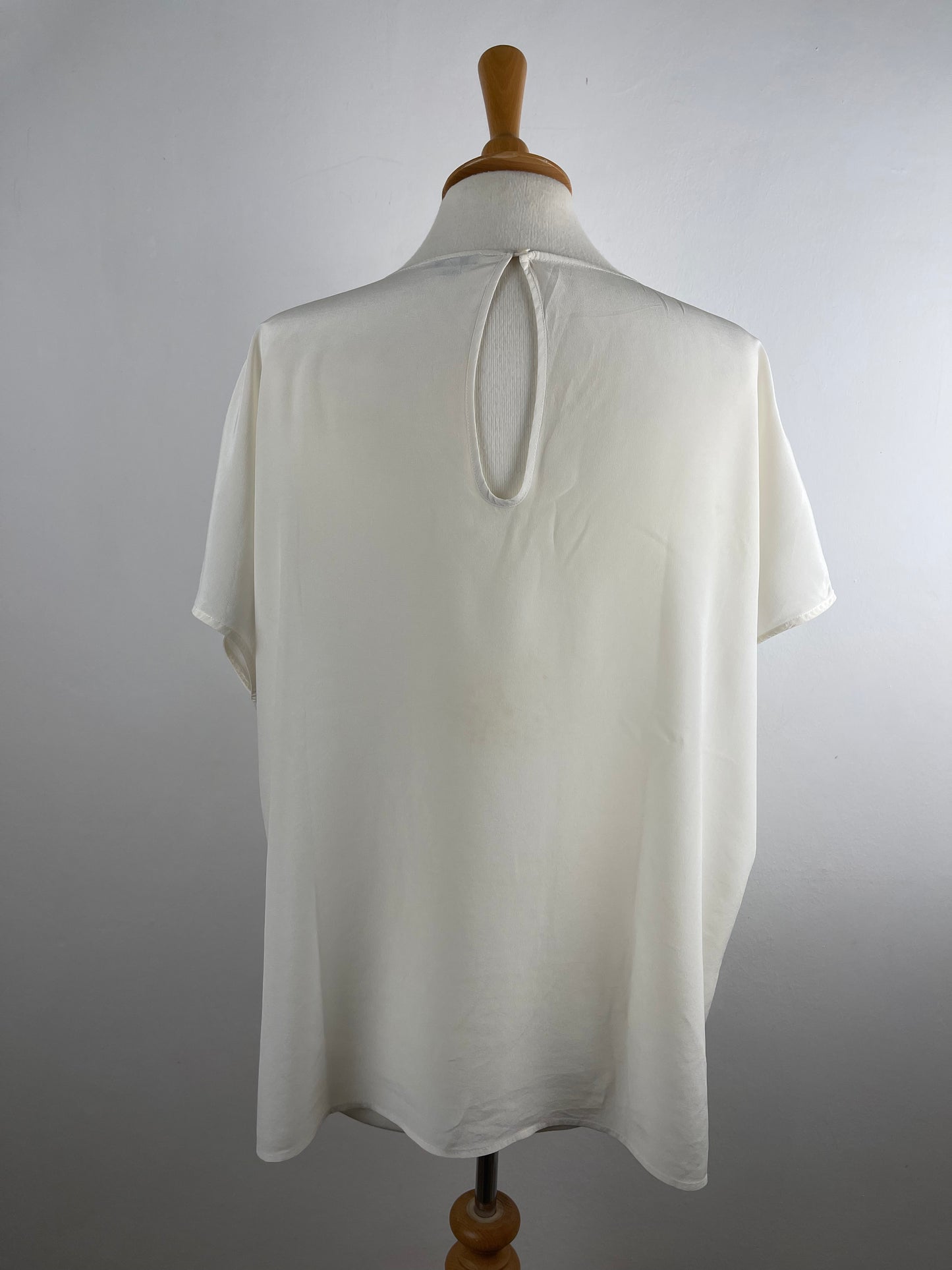 Illustration Silk top by Jigsaw | Size L